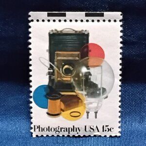 Uncirculated USA 1978 Photography 15 Cent Stamp!!